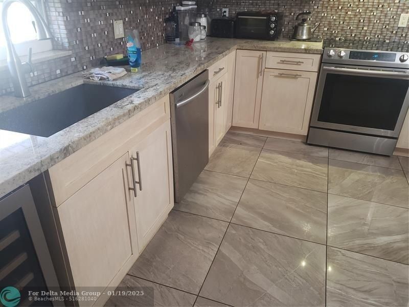 19421 NW 18th Ct, Miami Gardens, FL 33056 Photo