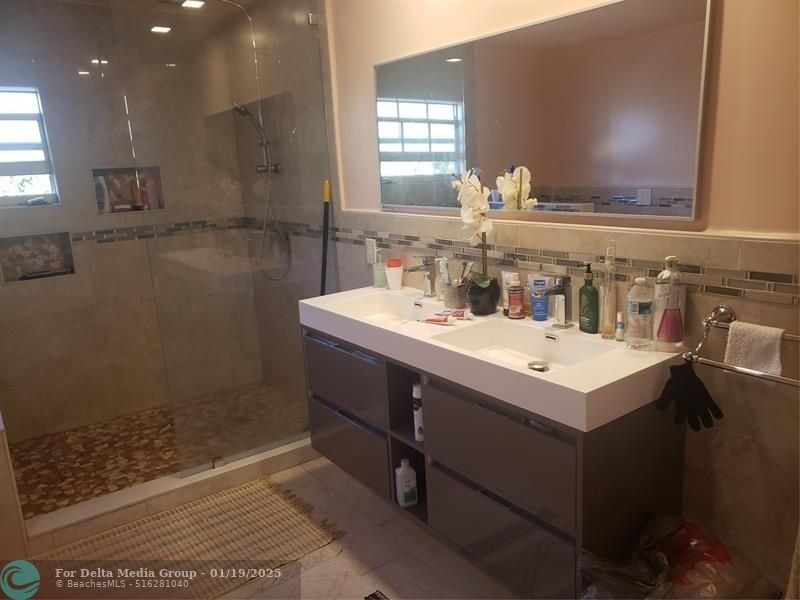 19421 NW 18th Ct, Miami Gardens, FL 33056 Photo