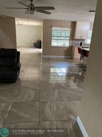 19421 NW 18th Ct, Miami Gardens, FL 33056 Photo