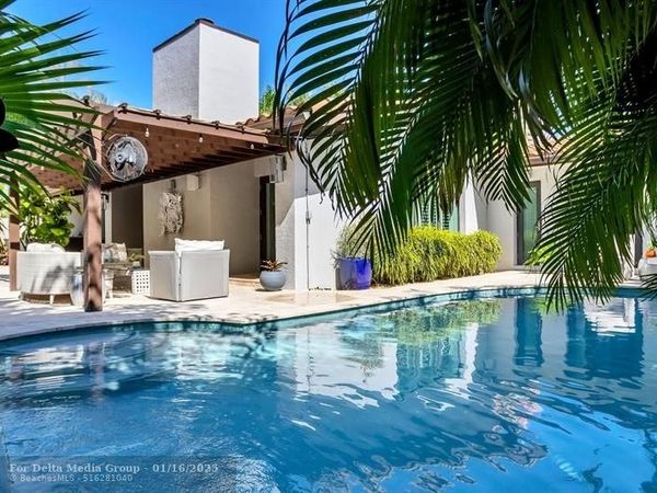 2013 NE 32nd Ave, Fort Lauderdale, FL 33305