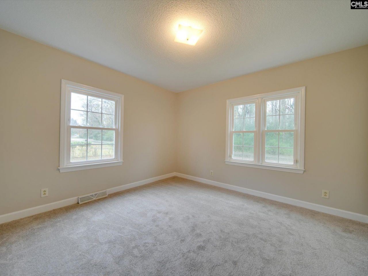 1010 Laurens Street Photo 26