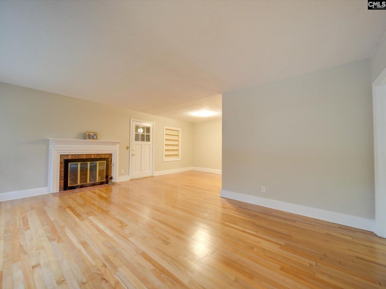 1010 Laurens Street Photo 5