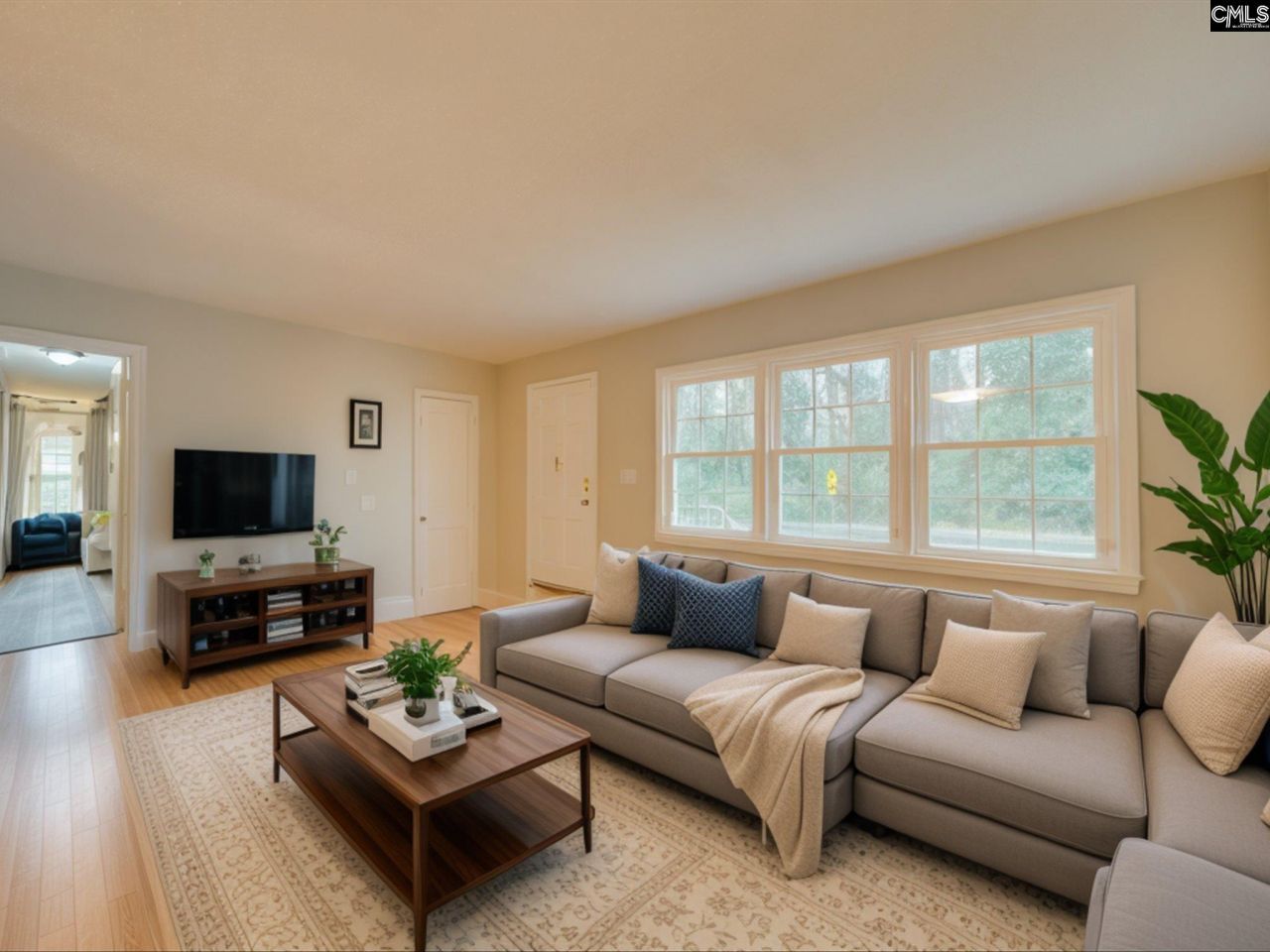 1010 Laurens Street Photo 7