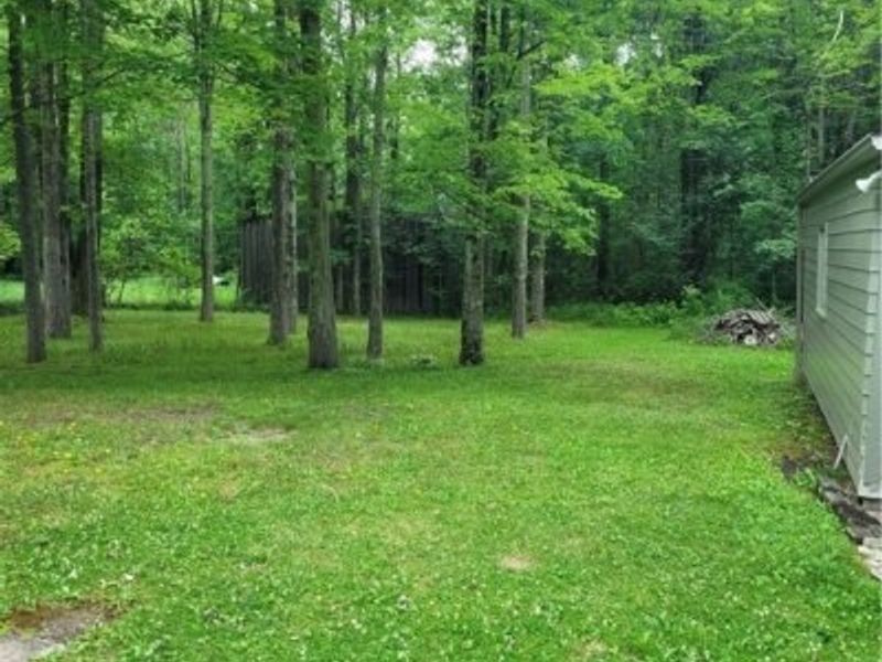 1062 Ridge Road, Vienna, OH 44473 Photo 3