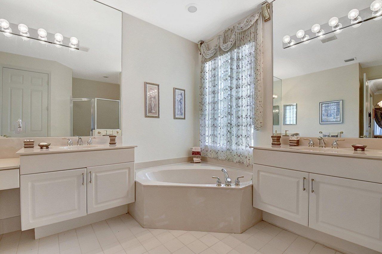 9072 Padova Drive, Boynton Beach, FL 33472 Photo