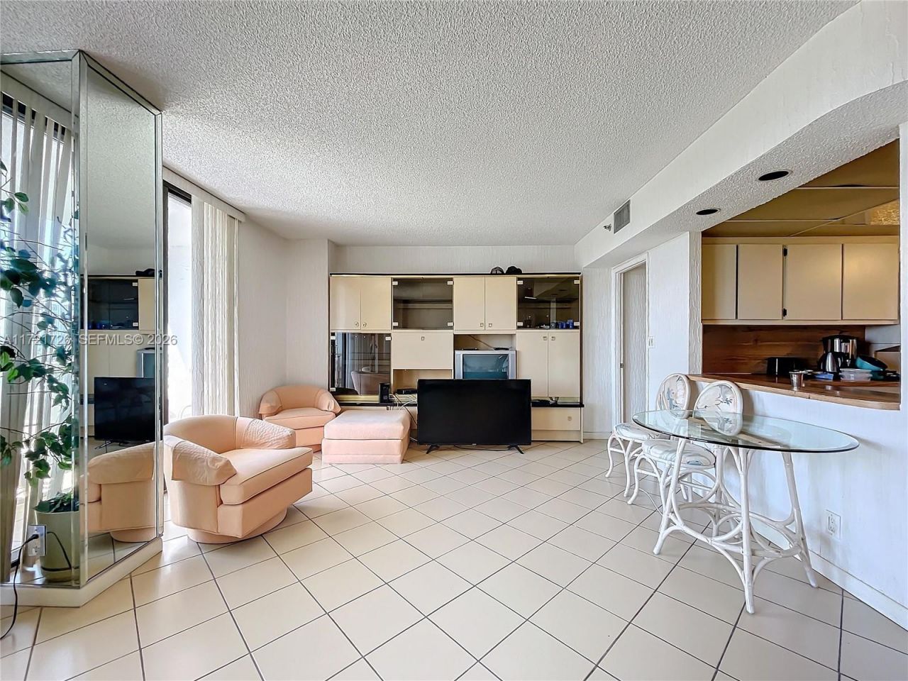 20225 NE 34th Ct, Unit 817, Aventura, FL 33180 Photo