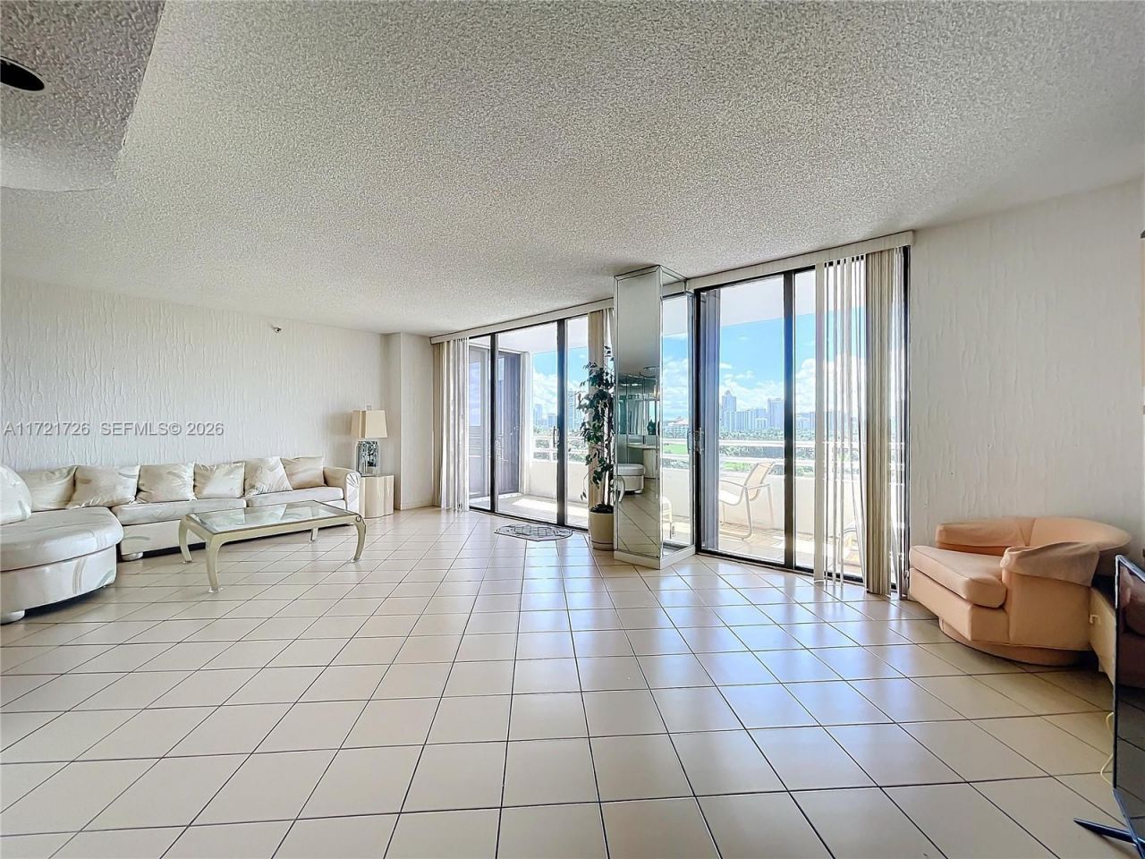 20225 NE 34th Ct, Unit 817, Aventura, FL 33180 Photo
