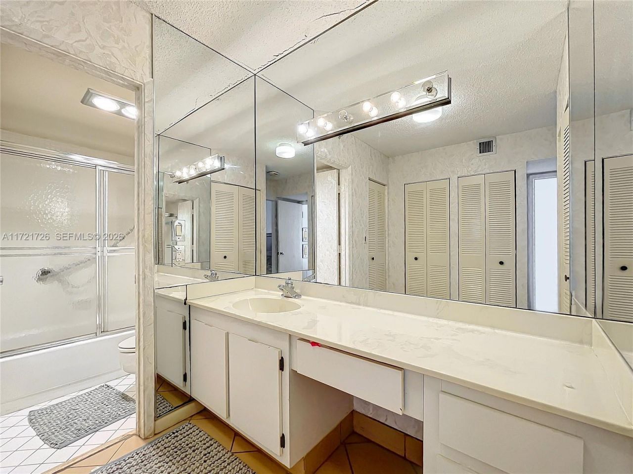 20225 NE 34th Ct, Unit 817, Aventura, FL 33180 Photo