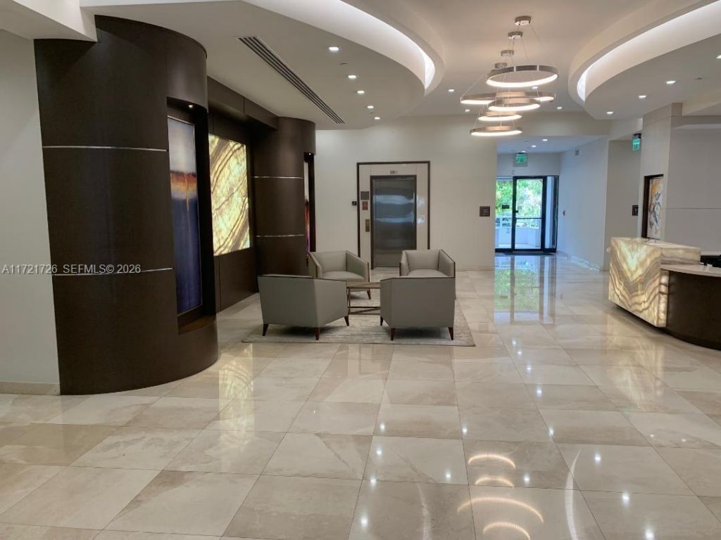 20225 NE 34th Ct, Unit 817, Aventura, FL 33180 Photo