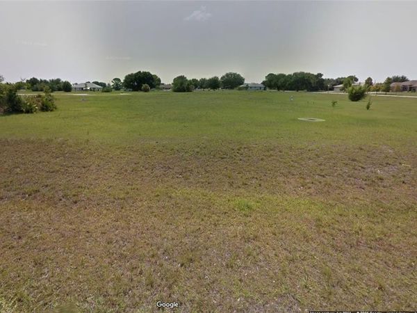 808 ALPINE TERRACE, SEBRING, FL 33876
