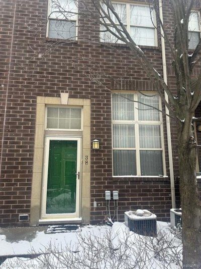 38 Georgetown, Dearborn, MI 48126 Main Photo