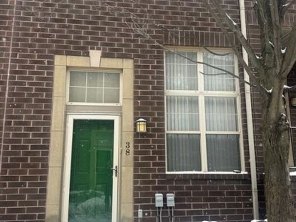 38 GEORGETOWN, Dearborn, MI 48126