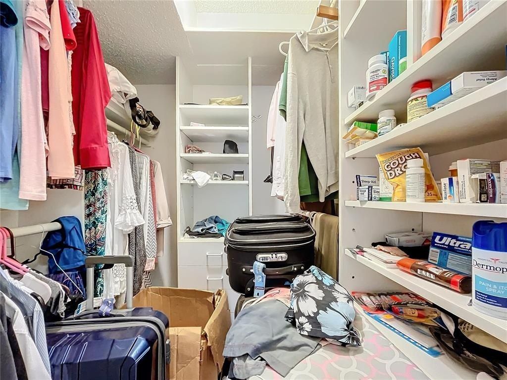 20225 NE 34th Court, Unit 817, Miami, FL 33180 Photo