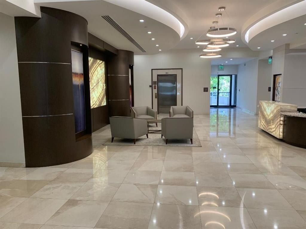 20225 NE 34th Court, Unit 817, Miami, FL 33180 Photo