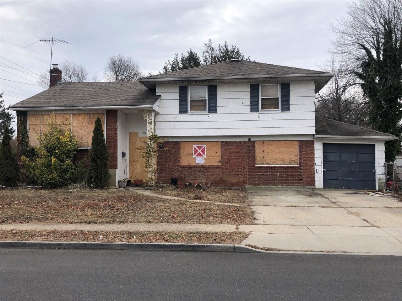 62 Alhambra Road, North Baldwin, NY 11510 Main Photo