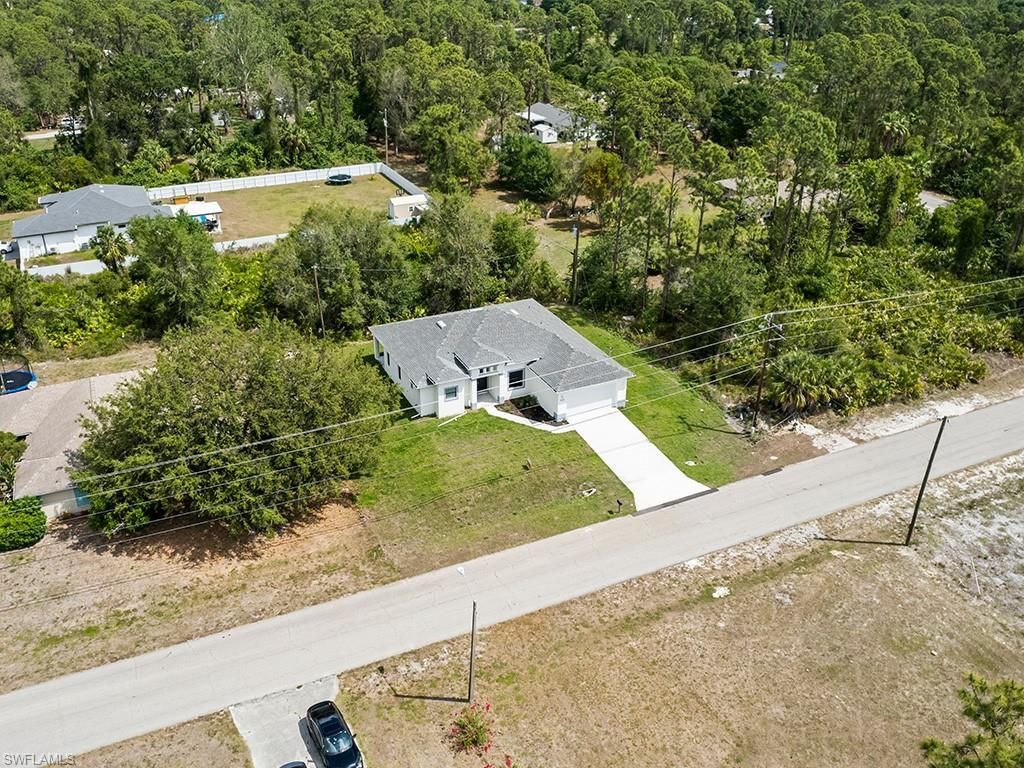 902 Williams Ave, Lehigh Acres, FL 33972 Photo