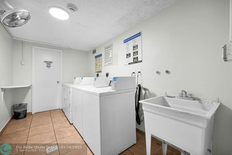 17620 Atlantic Blvd, Unit 302, Sunny Isles Beach, FL 33160 Photo