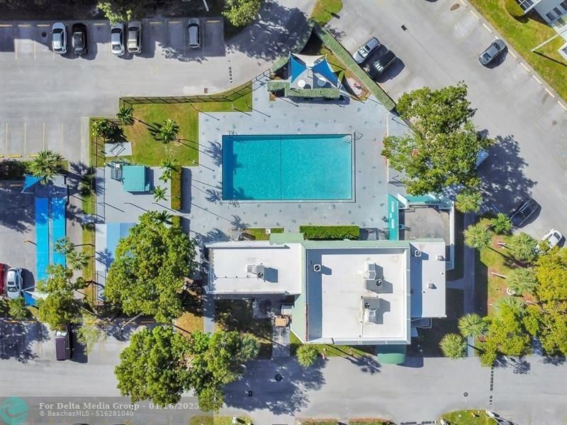 17620 Atlantic Blvd, Unit 302, Sunny Isles Beach, FL 33160 Photo