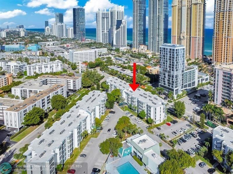 17620 Atlantic Blvd, Unit 302, Sunny Isles Beach, FL 33160 Photo