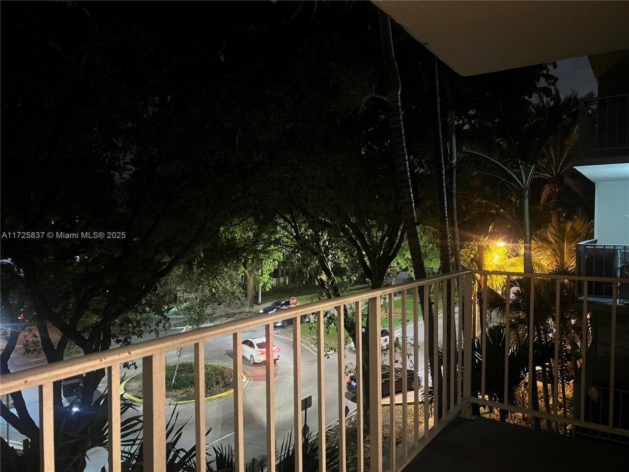 1805 Sans Souci Blvd, Unit 429, North Miami, FL 33181 Photo