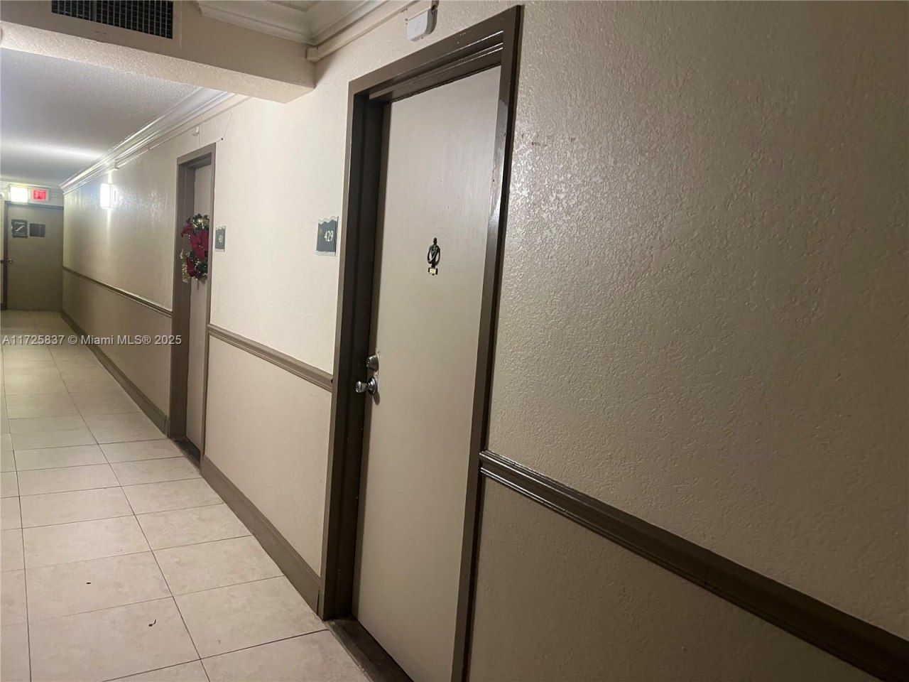 1805 Sans Souci Blvd, Unit 429, North Miami, FL 33181 Photo