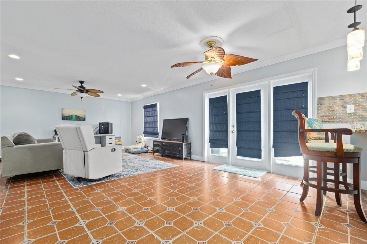 5012 Starfish Drive Se, Unit C, Saint Petersburg, FL 33705 Photo