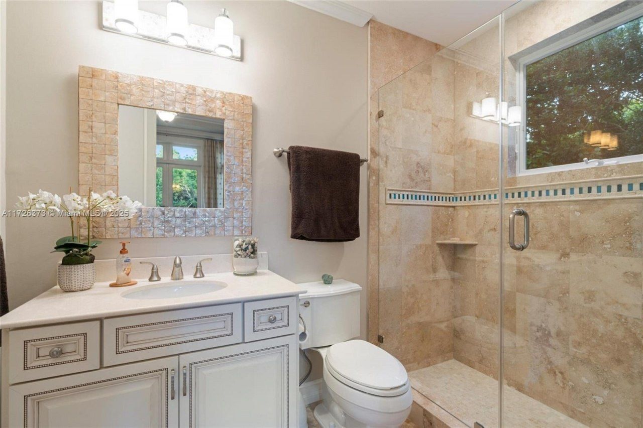 104 Coastal Dr, Key Largo, FL 33037 Photo