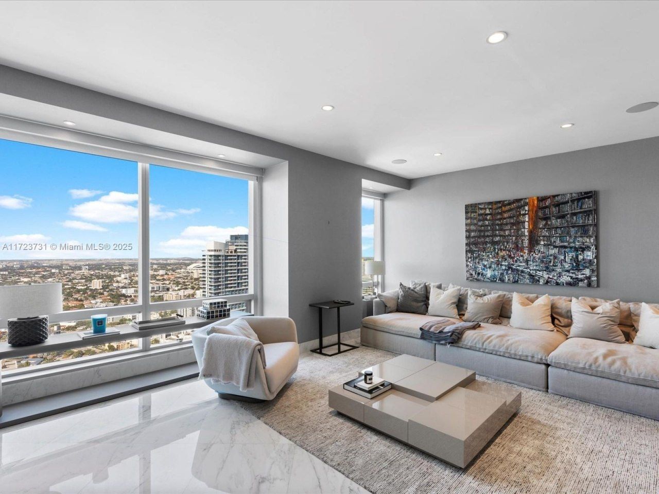 1425 Brickell Ave, Unit 52BC, Miami, FL 33131 Photo