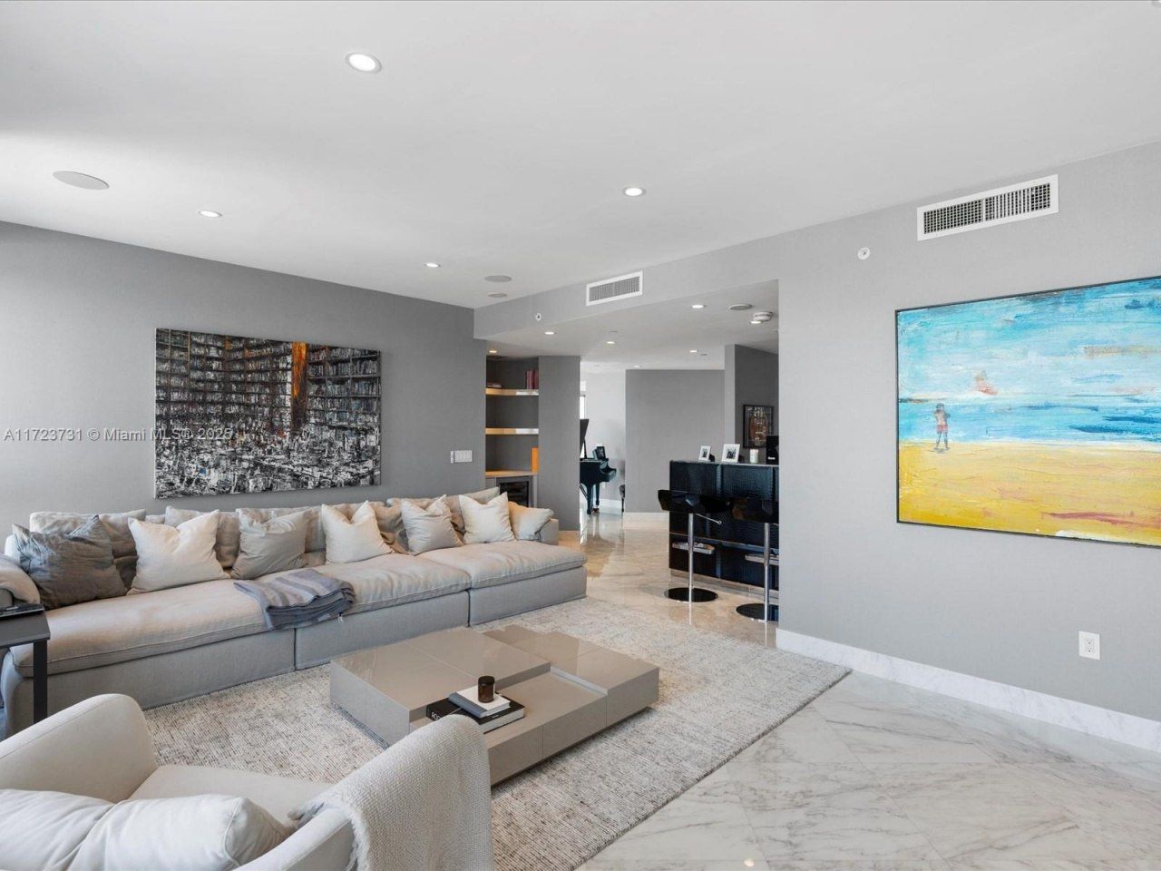 1425 Brickell Ave, Unit 52BC, Miami, FL 33131 Photo