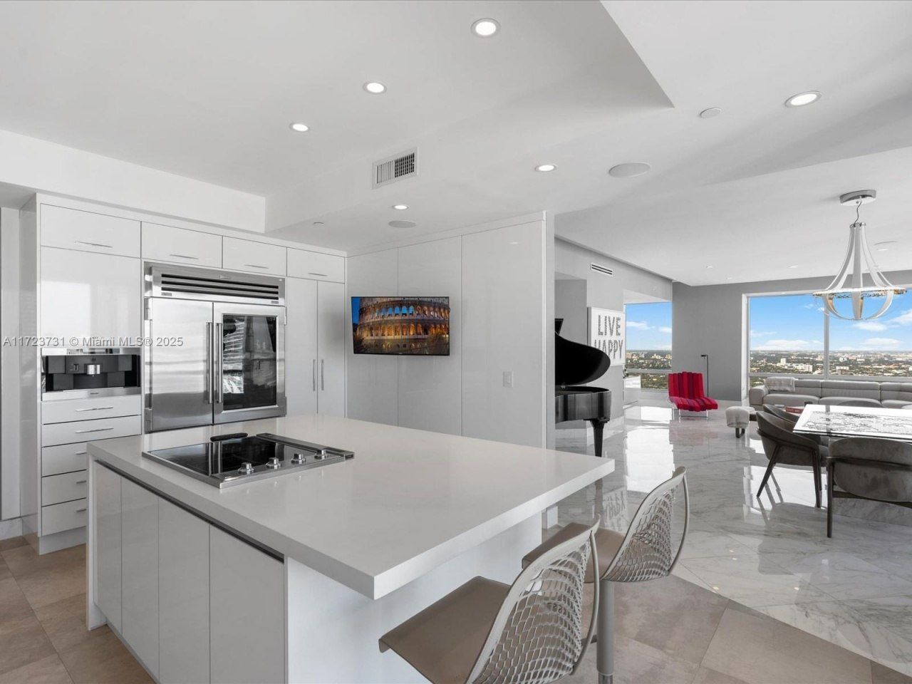 1425 Brickell Ave, Unit 52BC, Miami, FL 33131 Photo