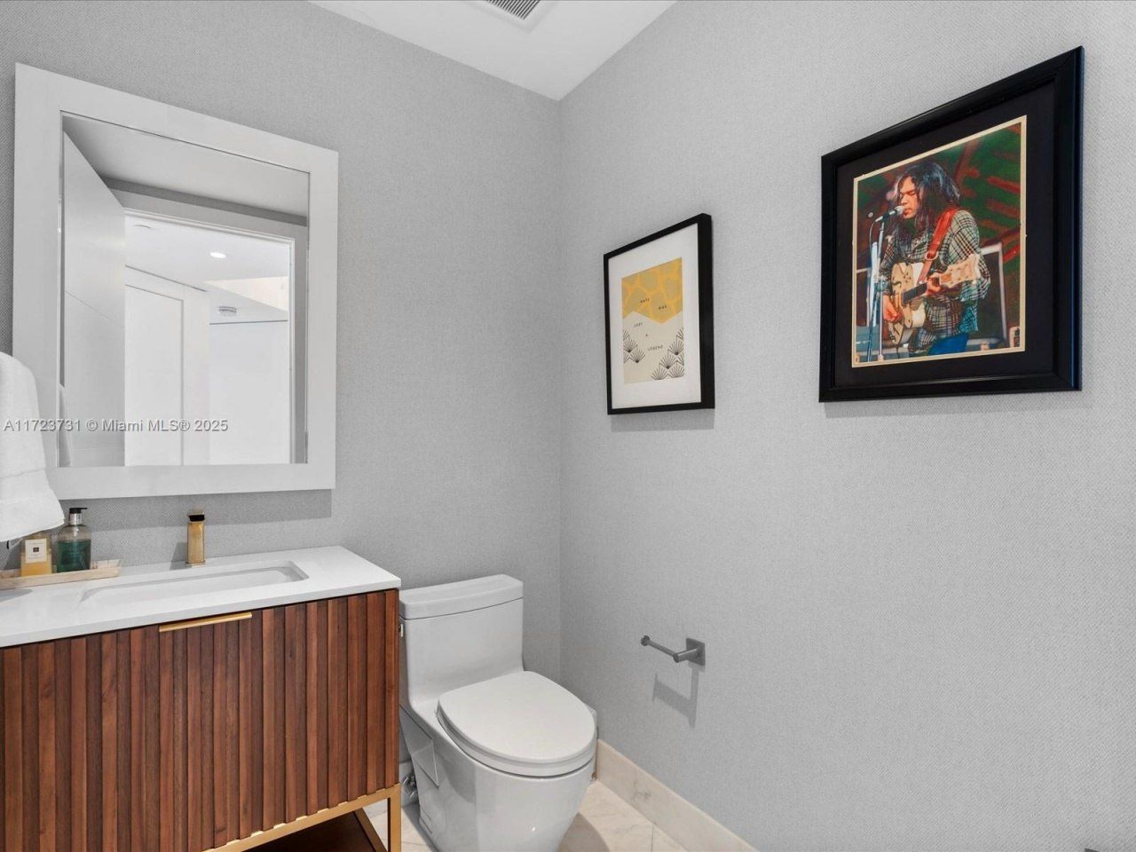 1425 Brickell Ave, Unit 52BC, Miami, FL 33131 Photo