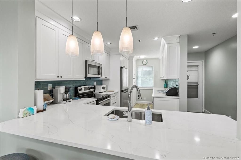 6082 SE Landing Way, Unit 7, Stuart, FL 34997 Photo