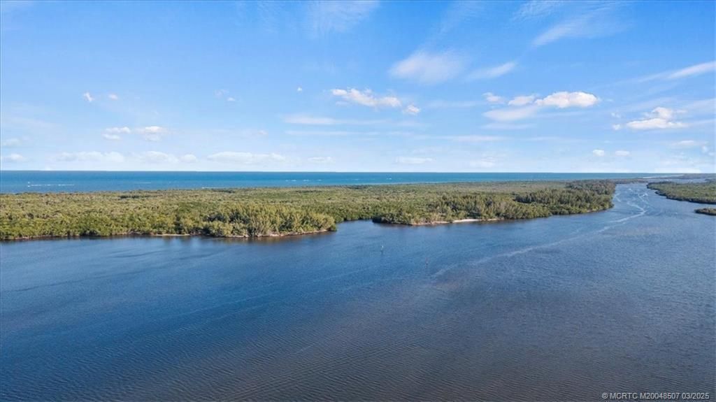 6082 SE Landing Way, Unit 7, Stuart, FL 34997 Photo