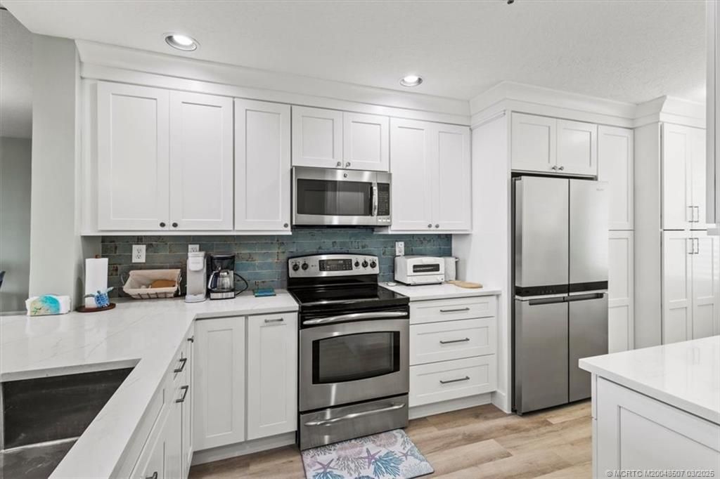 6082 SE Landing Way, Unit 7, Stuart, FL 34997 Photo