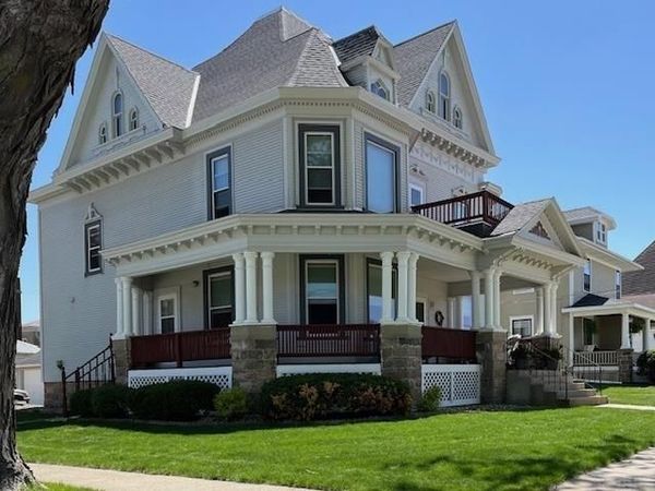 215 N Chestnut, New Hampton, IA 50659