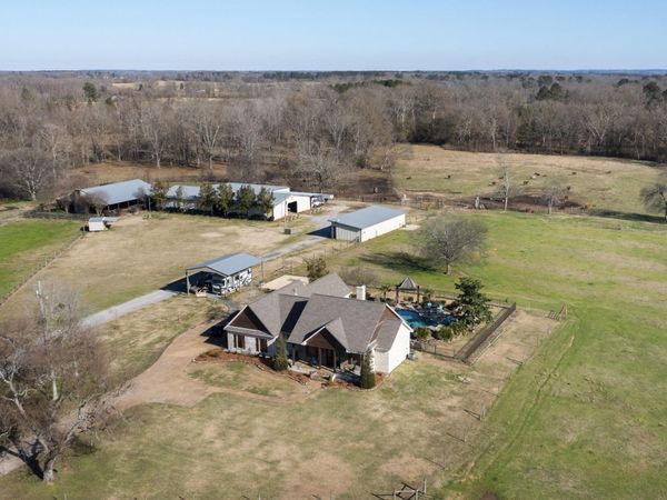 1020 Jack Johnson Road, Crystal Springs, MS 39059
