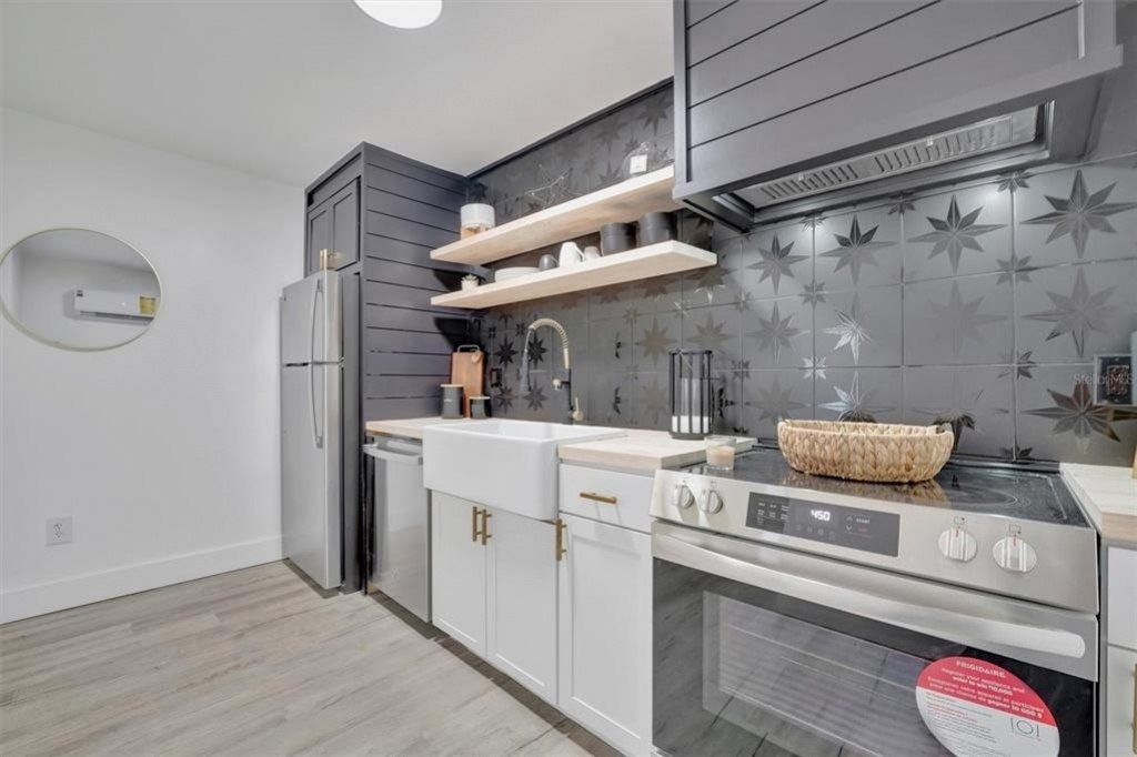 2713 4th Avenue W, Bradenton, FL 34205 Photo