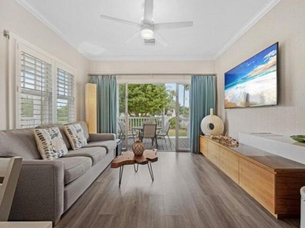 5092 Sunset Village Drive, Duck Key, FL 33050