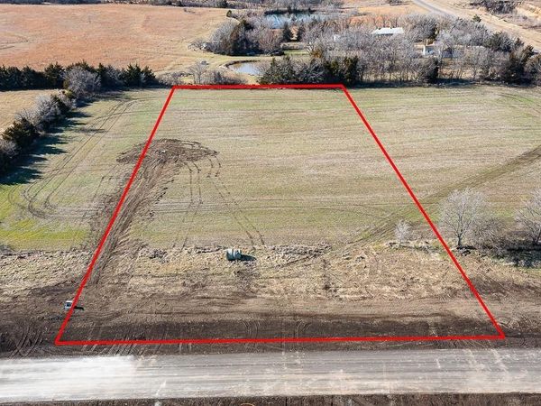 Lot 2 235th Street, Tonganoxie, KS 66086