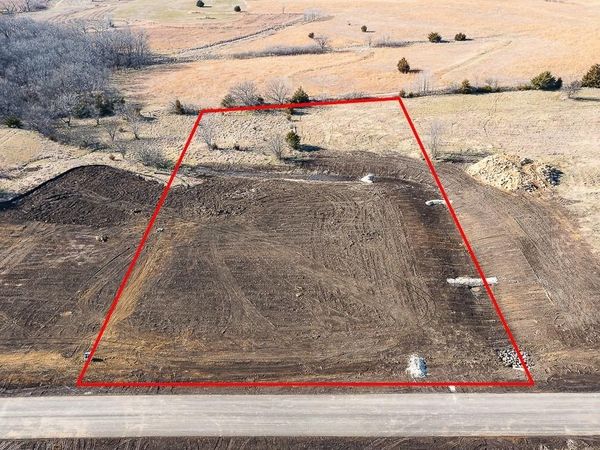 Lot 6 235th Street, Tonganoxie, KS 66086