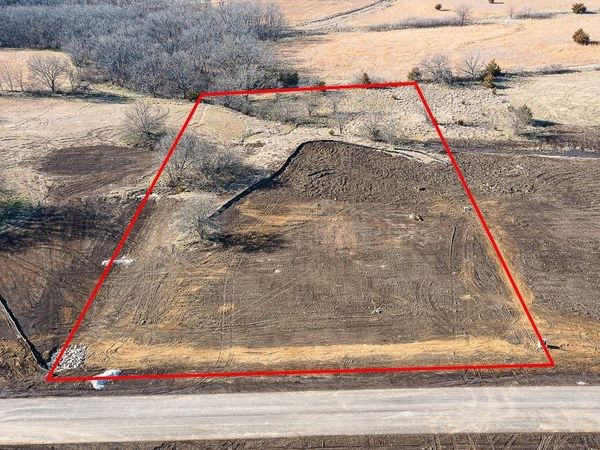 Lot 7 235th Street, Tonganoxie, KS 66086