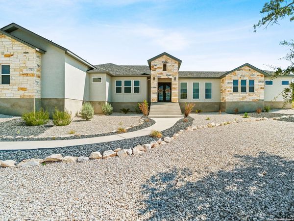 250 Private Road 2775, Mico, TX 78056