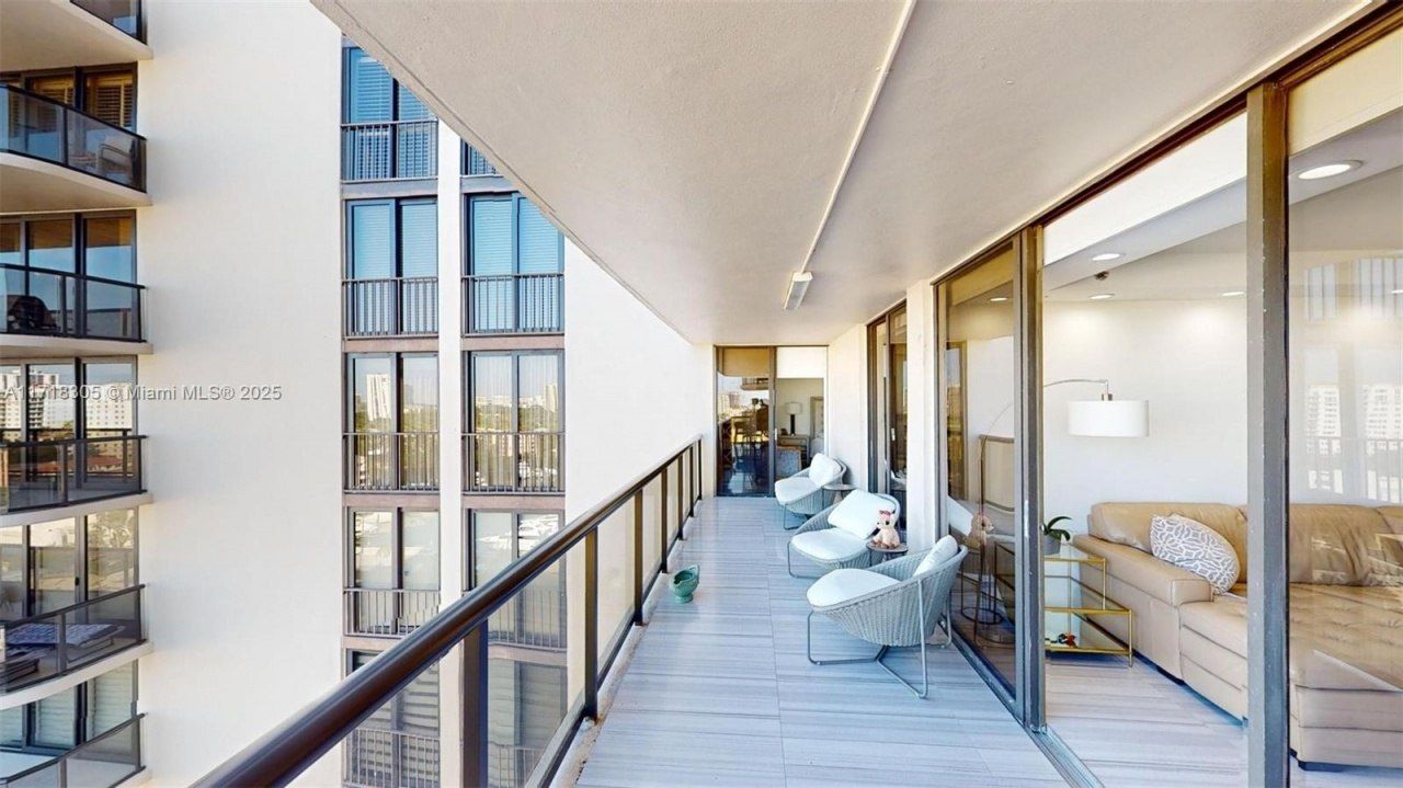 19667 Turnberry Way, Unit 14F, Aventura, FL 33180 Photo