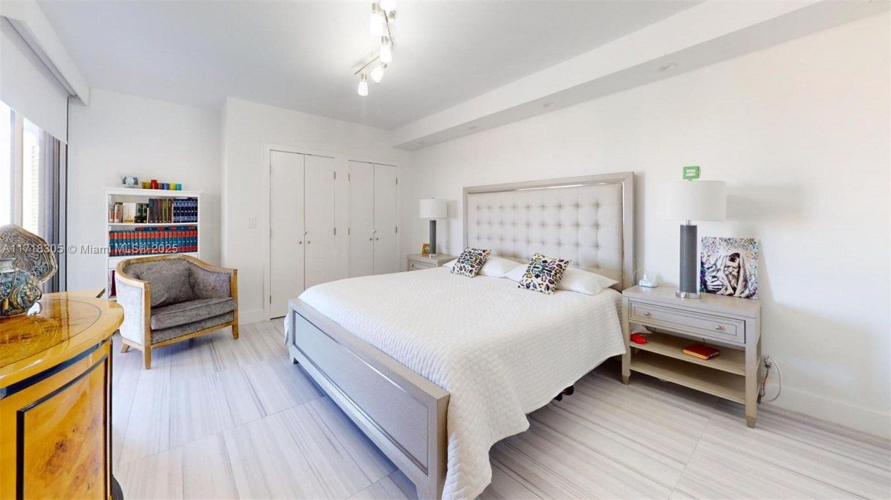 19667 Turnberry Way, Unit 14F, Aventura, FL 33180 Photo