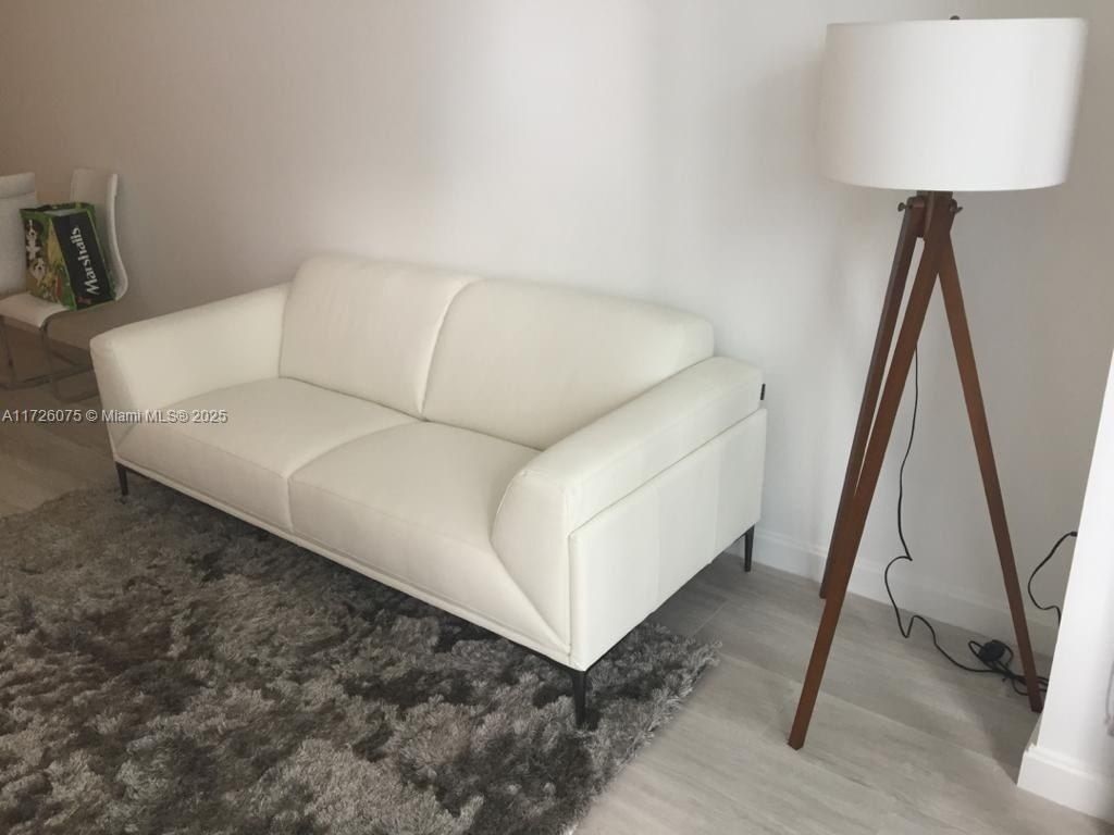 55 SW 9th St, Unit 2709, Miami, FL 33130 Photo