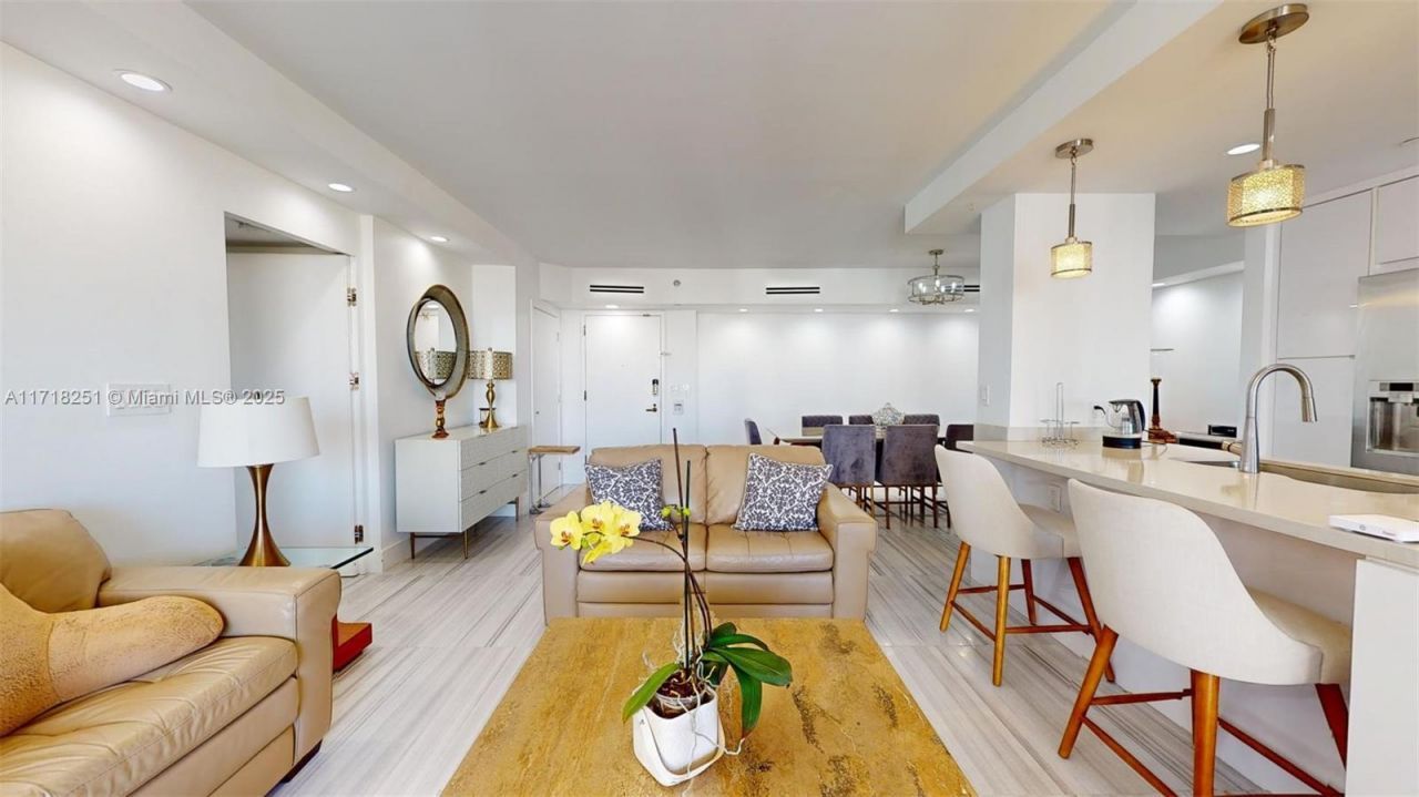 19667 Turnberry Way, Unit 14F, Aventura, FL 33180 Photo