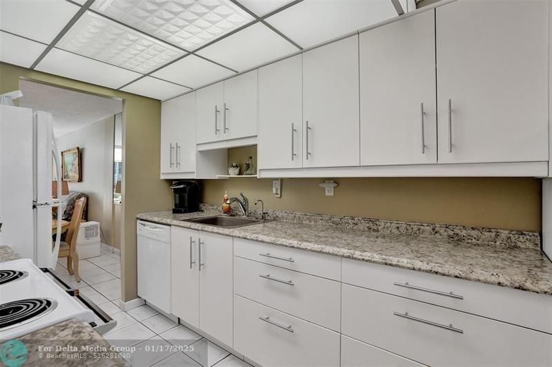 2999 NW 48th Avenue, Unit 142, Lauderdale Lakes, FL 33313 Photo