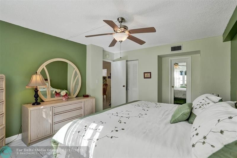 2999 NW 48th Avenue, Unit 142, Lauderdale Lakes, FL 33313 Photo