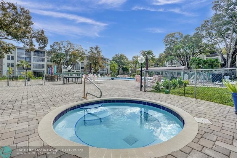 2999 NW 48th Avenue, Unit 142, Lauderdale Lakes, FL 33313 Photo