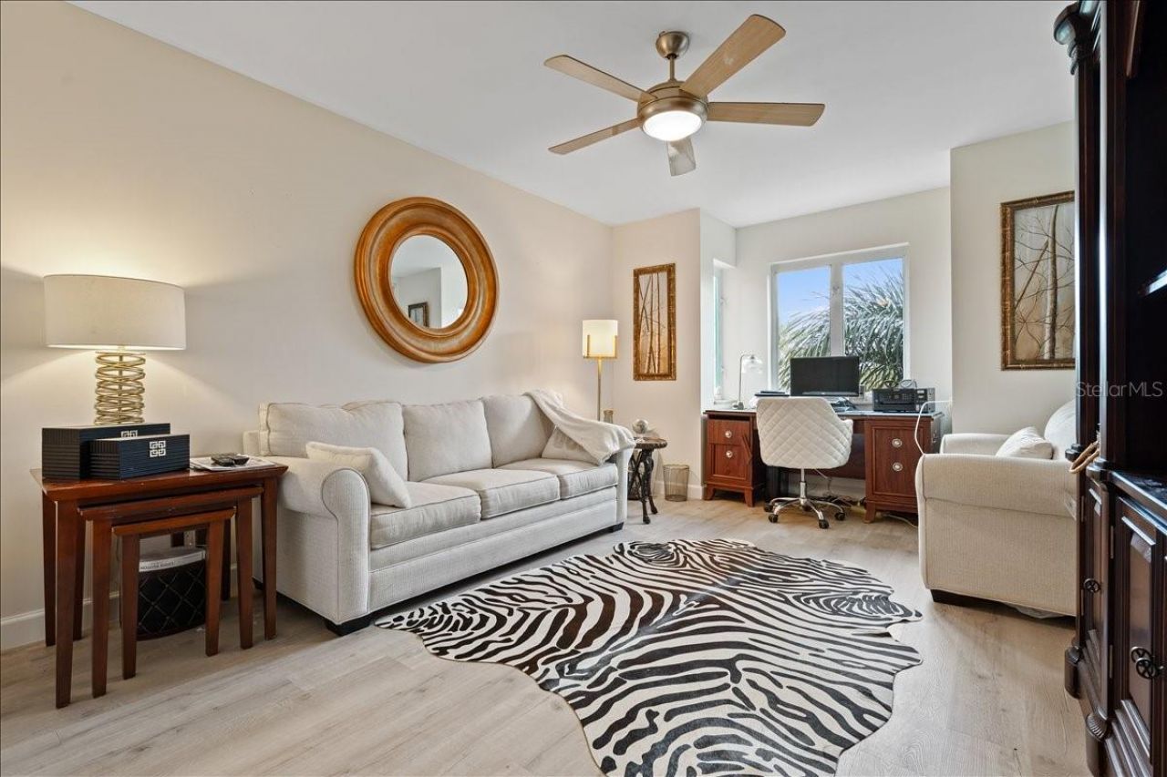 100 SE 5th Avenue, Unit 412, Boca Raton, FL 33432 Photo